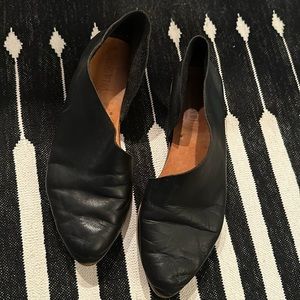 Sevilla smith black leather size 36.